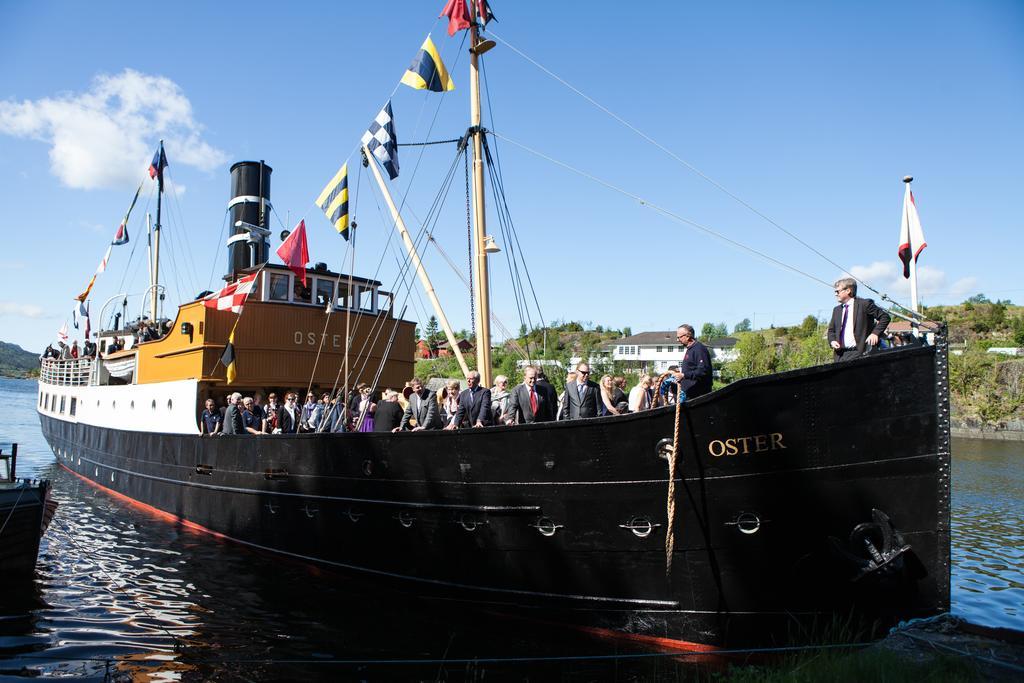 Fjordslottet Hotel Fotlandsvåg Zewnętrze zdjęcie