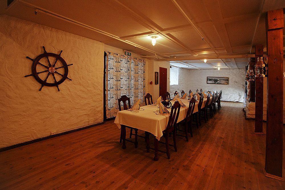 Fjordslottet Hotel Fotlandsvåg Zewnętrze zdjęcie