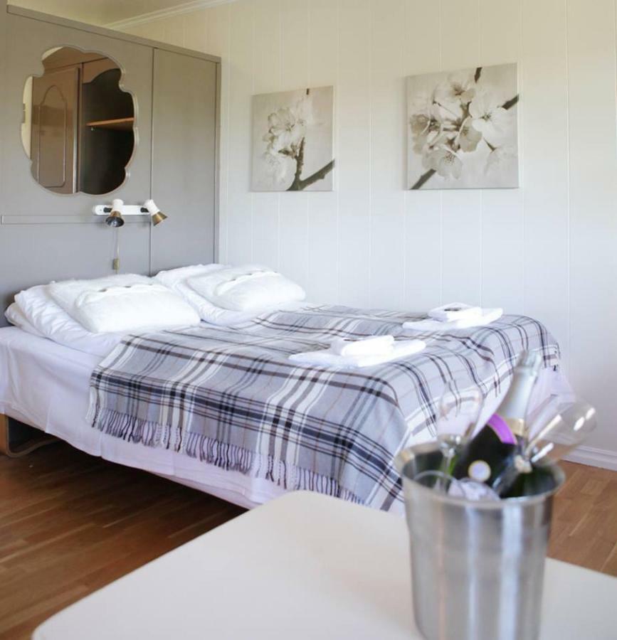 Fjordslottet Hotel Fotlandsvåg Zewnętrze zdjęcie